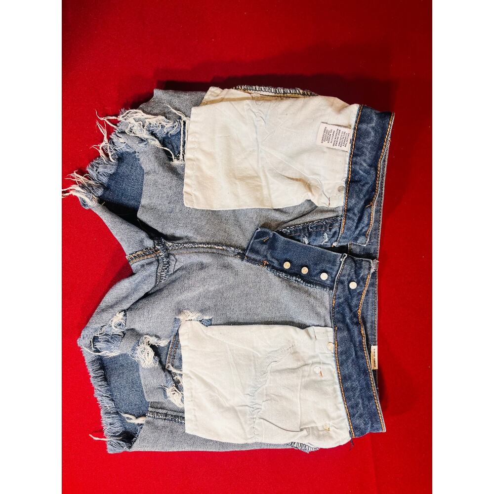 Almost Famous High Rise Distressed Jean Cutoff Jorts Button Fly Sz 7 - Picture 5 of 6